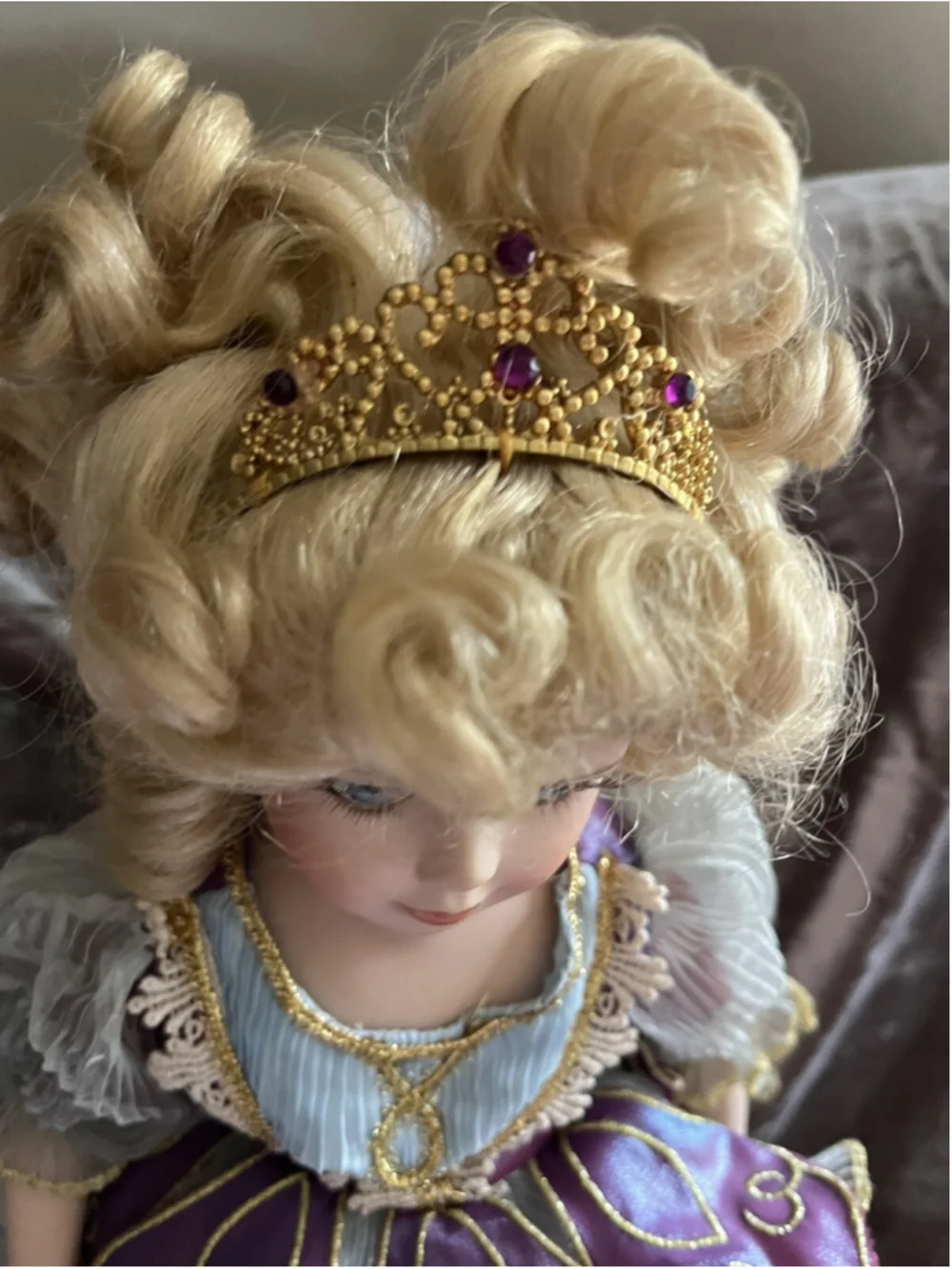 collectible memories porcelain dolls-W/ Stand And Box - Made For Kmart